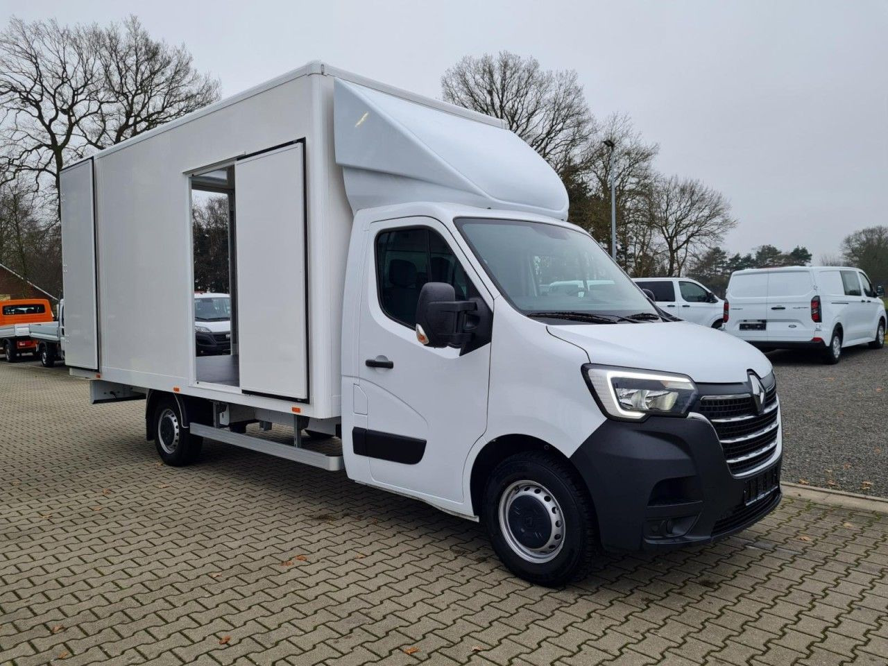 Renault Master 3,5t Koffer dCi 165 mit 10 Pal. Plätze - Dostavno vozilo z zabojnikom: slika 4 Renault Master 3,5t Koffer dCi 165 mit 10 Pal. Plätze - Dostavno vozilo z zabojnikom: slika 4