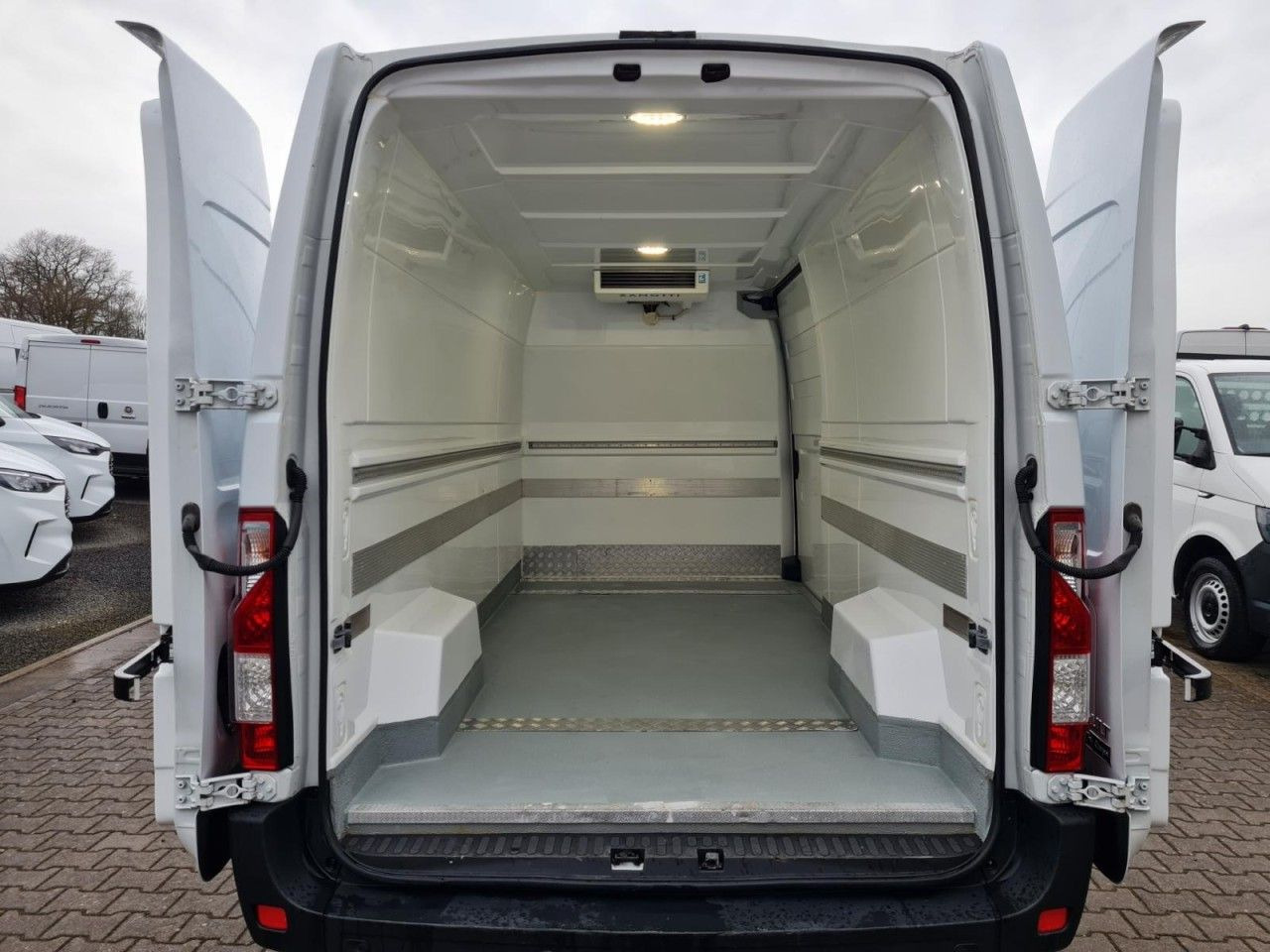 Renault Master 3.5t Kühlkasten L3H2 Stand+Fahrkühlung ER - Hladilno vozilo: slika 5 Renault Master 3.5t Kühlkasten L3H2 Stand+Fahrkühlung ER - Hladilno vozilo: slika 5