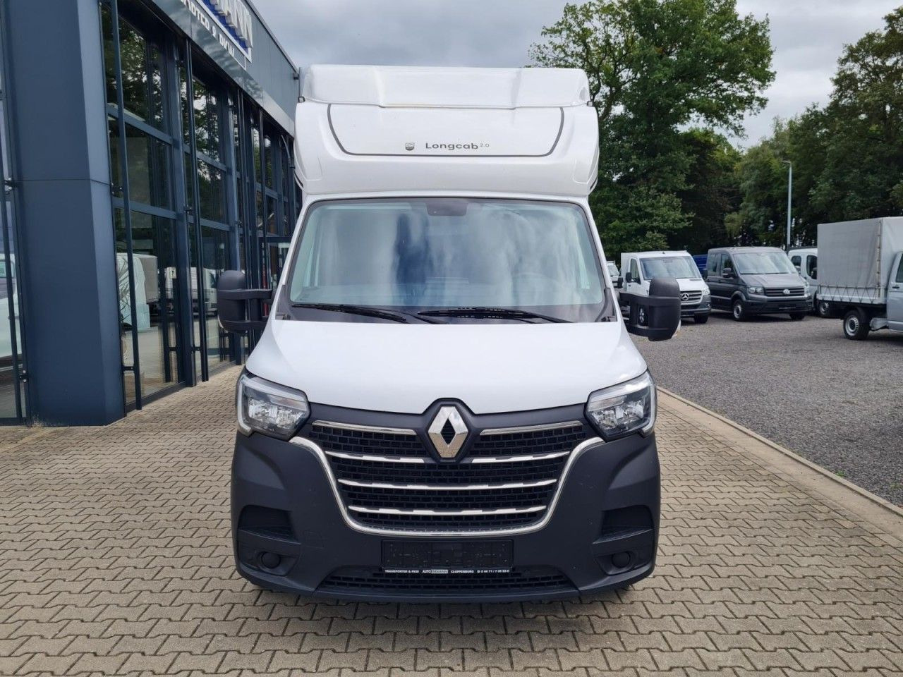 Renault Master 3,5t Pritsche Plane Schlafkab. dCi 165 KL - Dostavno vozilo s ponjavo: slika 2 Renault Master 3,5t Pritsche Plane Schlafkab. dCi 165 KL - Dostavno vozilo s ponjavo: slika 2