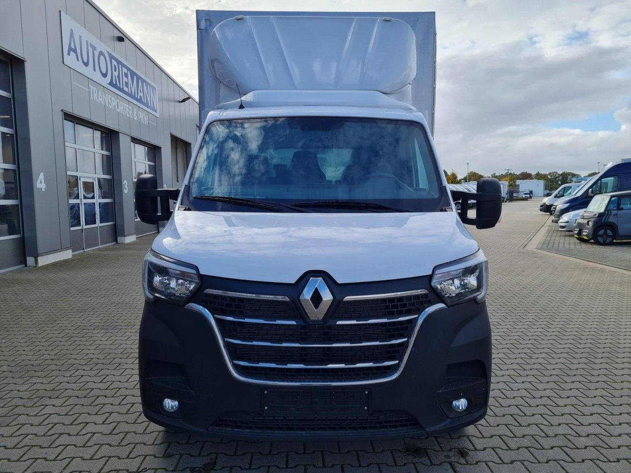 Renault Master 3,5t Pritsche Schiebe Plane ERGO TEMPOMAT - Dostavno vozilo s ponjavo: slika 2 Renault Master 3,5t Pritsche Schiebe Plane ERGO TEMPOMAT - Dostavno vozilo s ponjavo: slika 2