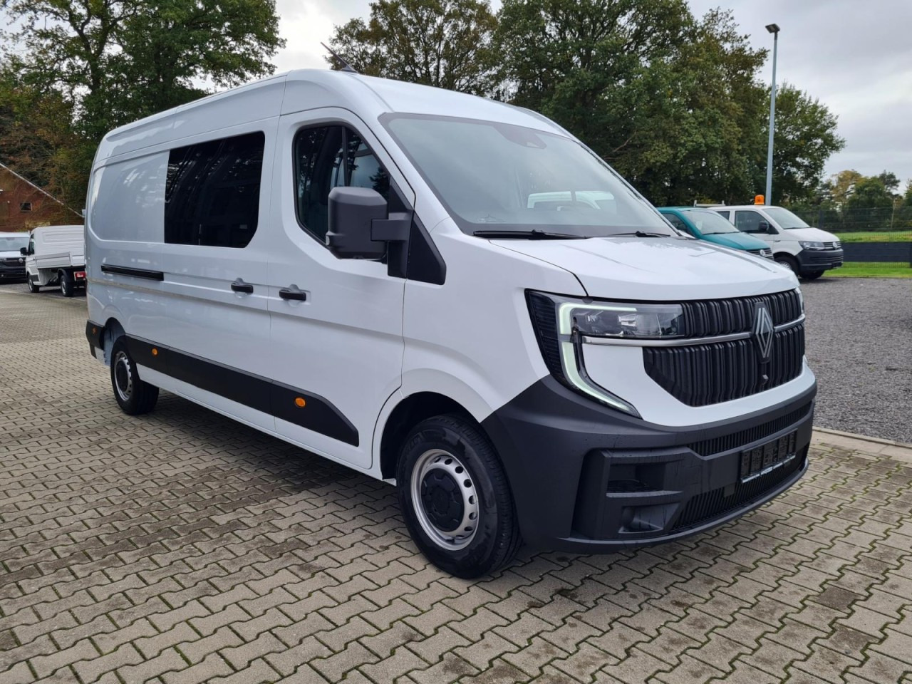 Renault Master 35 Kasten dCi Doka L3H2 KLIMA TEMPOMAT - Dostavno vozilo z dvojno kabino: slika 3 Renault Master 35 Kasten dCi Doka L3H2 KLIMA TEMPOMAT - Dostavno vozilo z dvojno kabino: slika 3