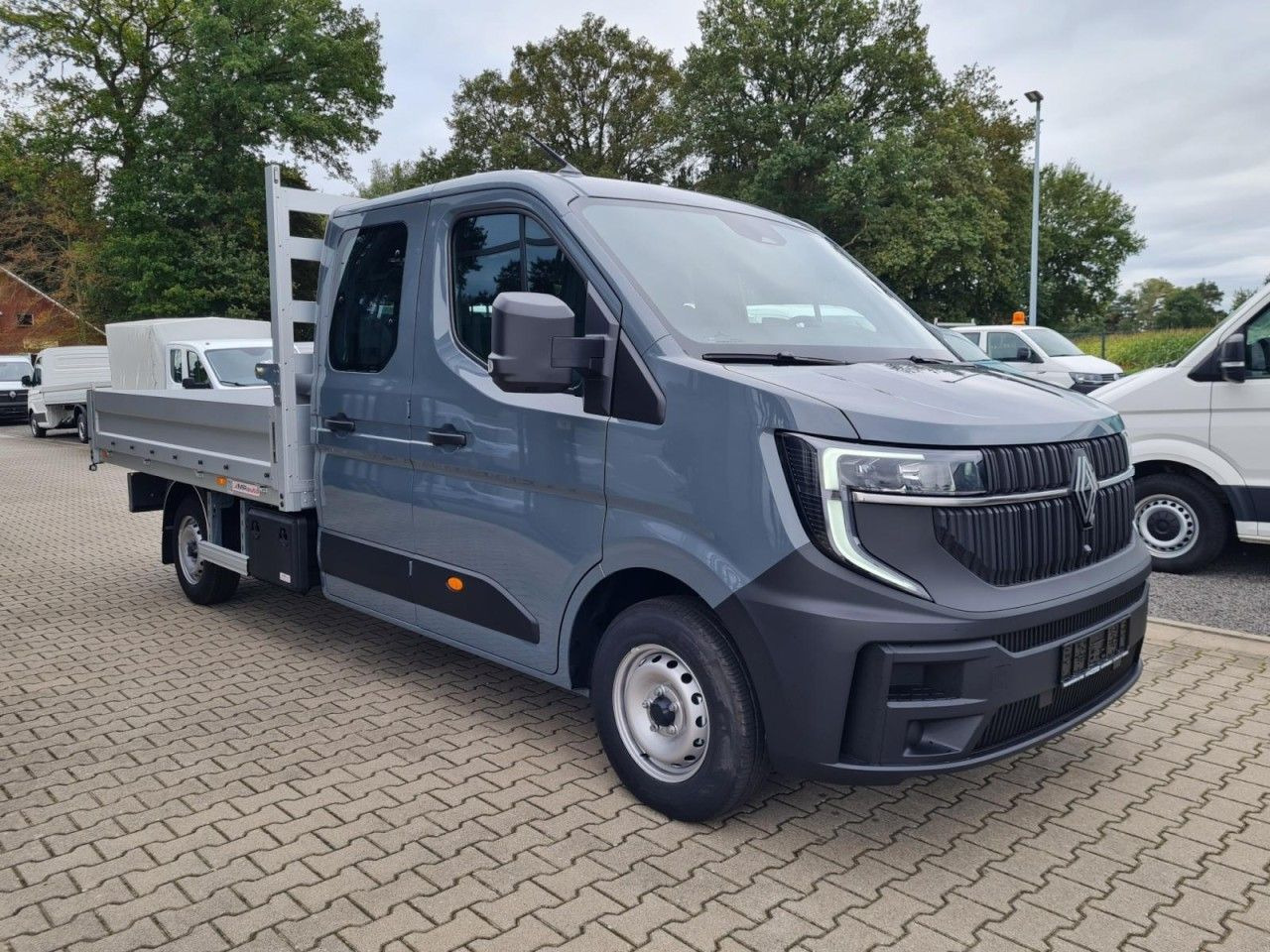 Renault Master 35 New Doka lang L3 AG Klima Komfort Temp - Dostavno vozilo s kesonom, Dostavno vozilo z dvojno kabino: slika 3 Renault Master 35 New Doka lang L3 AG Klima Komfort Temp - Dostavno vozilo s kesonom, Dostavno vozilo z dvojno kabino: slika 3
