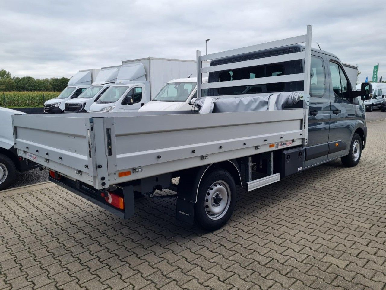 Renault Master 35 New Doka lang L3 AG Klima Komfort Temp - Dostavno vozilo s kesonom, Dostavno vozilo z dvojno kabino: slika 4 Renault Master 35 New Doka lang L3 AG Klima Komfort Temp - Dostavno vozilo s kesonom, Dostavno vozilo z dvojno kabino: slika 4