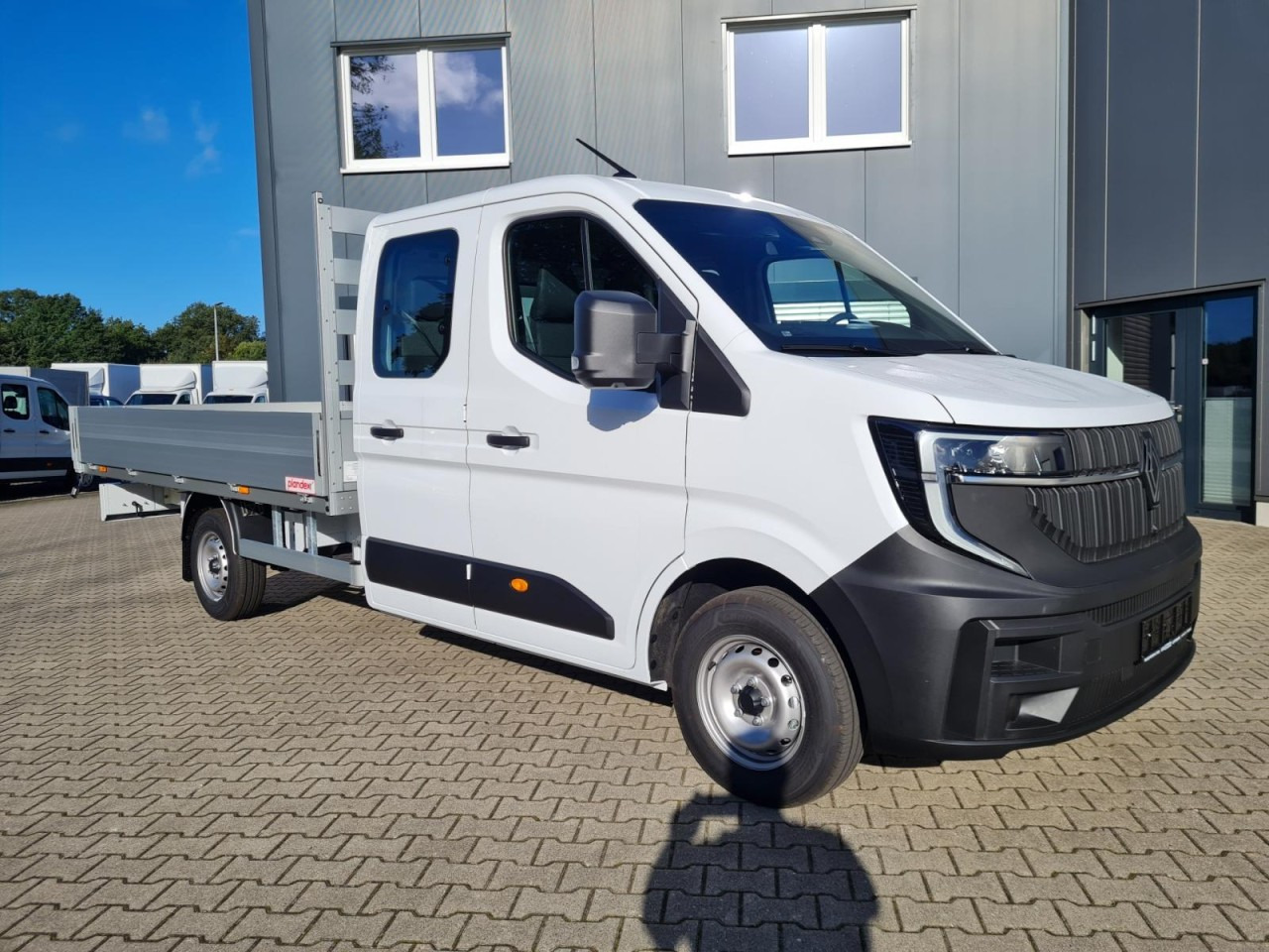 Renault Master New 3,5t Doka dCi 170 L3H1 Lang - Dostavno vozilo s kesonom, Dostavno vozilo z dvojno kabino: slika 3 Renault Master New 3,5t Doka dCi 170 L3H1 Lang - Dostavno vozilo s kesonom, Dostavno vozilo z dvojno kabino: slika 3
