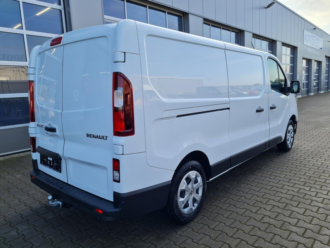 Renault Trafic Kasten L2 Advance AHK KLIMA LED PDC TEMPO - Mali kombi: slika 4 Renault Trafic Kasten L2 Advance AHK KLIMA LED PDC TEMPO - Mali kombi: slika 4