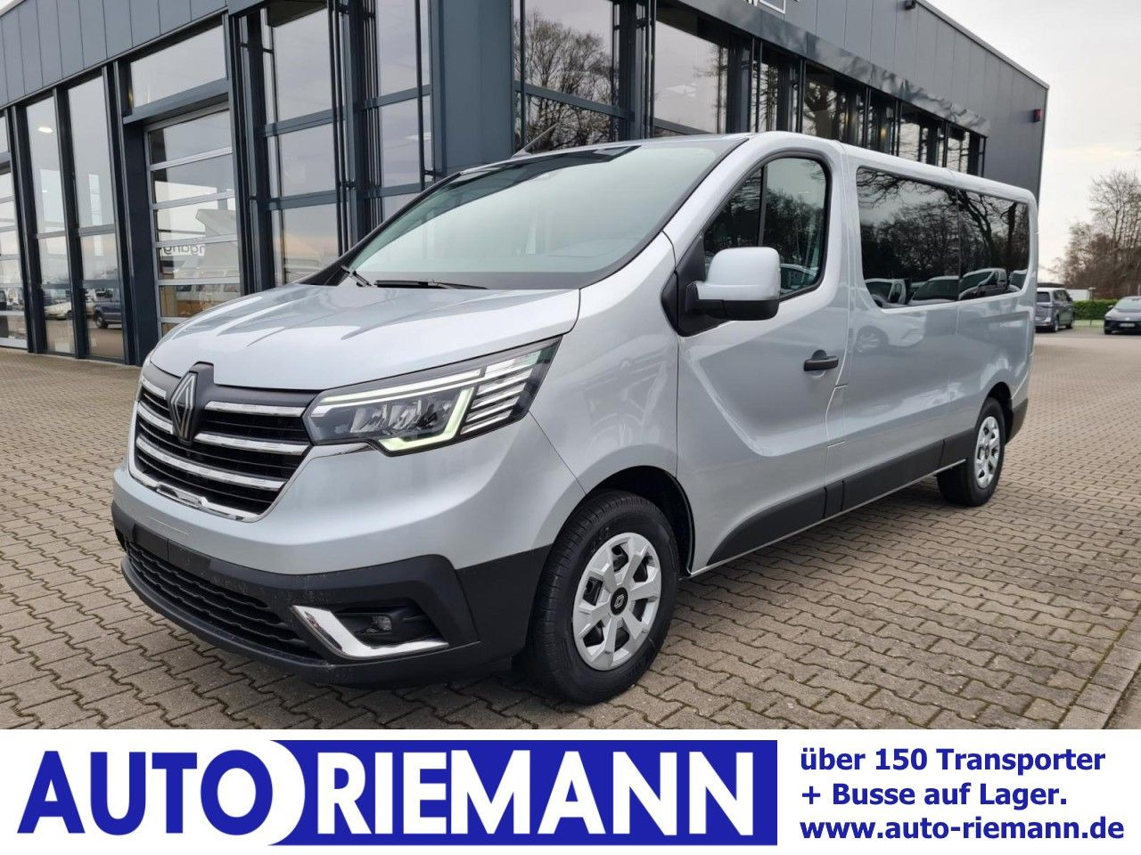 Renault Trafic Kombi 9-Sitze L2 Grand Equilibre KLIMA TE - Avtomobil: slika 1 Renault Trafic Kombi 9-Sitze L2 Grand Equilibre KLIMA TE - Avtomobil: slika 1