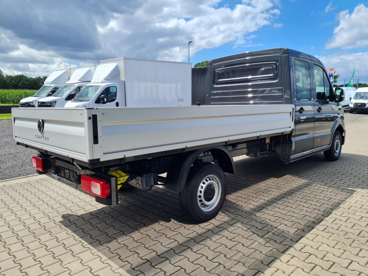 Volkswagen Crafter 35 DOKA 7-Sitze Maxi L4 KLIMA TEMPOMAT - Dostavno vozilo s kesonom, Dostavno vozilo z dvojno kabino: slika 5 Volkswagen Crafter 35 DOKA 7-Sitze Maxi L4 KLIMA TEMPOMAT - Dostavno vozilo s kesonom, Dostavno vozilo z dvojno kabino: slika 5