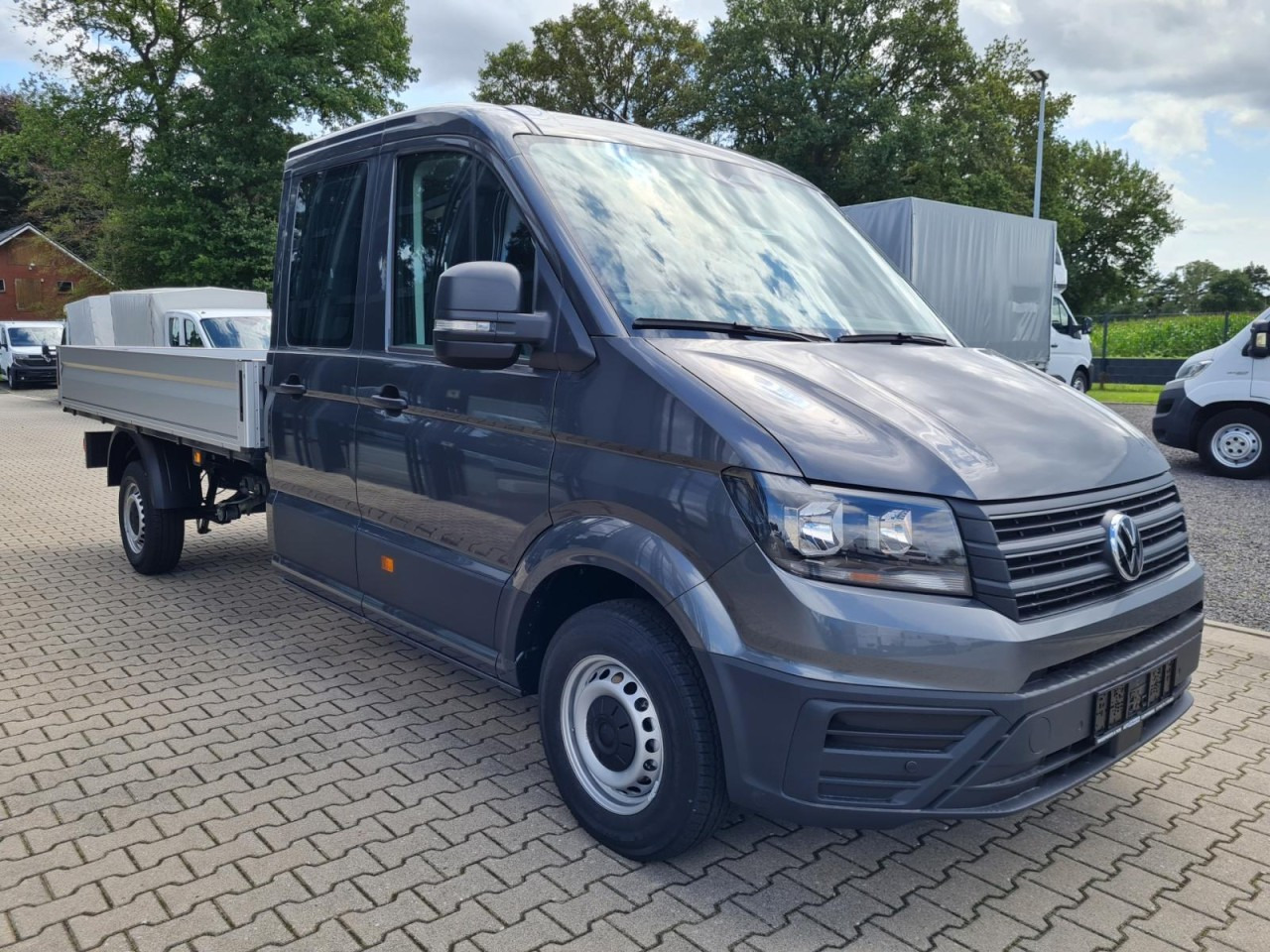 Volkswagen Crafter 35 DOKA 7-Sitze Maxi L4 KLIMA TEMPOMAT - Dostavno vozilo s kesonom, Dostavno vozilo z dvojno kabino: slika 3 Volkswagen Crafter 35 DOKA 7-Sitze Maxi L4 KLIMA TEMPOMAT - Dostavno vozilo s kesonom, Dostavno vozilo z dvojno kabino: slika 3
