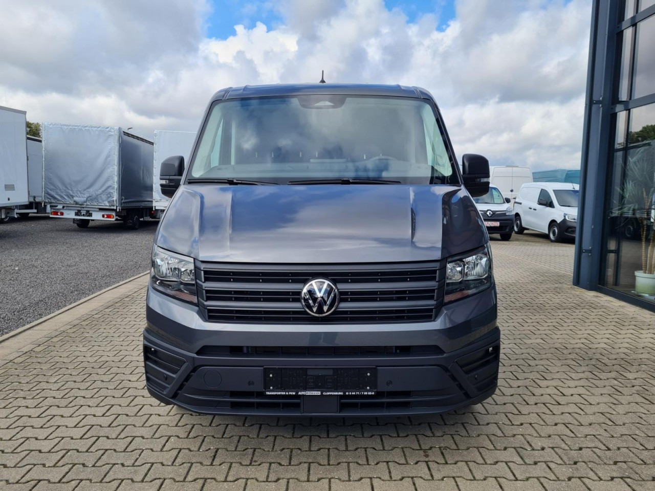 Volkswagen Crafter 35 Doka 7-Sitze MAXI L4 KLIMA TEMPOMAT - Dostavno vozilo s kesonom, Dostavno vozilo z dvojno kabino: slika 2 Volkswagen Crafter 35 Doka 7-Sitze MAXI L4 KLIMA TEMPOMAT - Dostavno vozilo s kesonom, Dostavno vozilo z dvojno kabino: slika 2