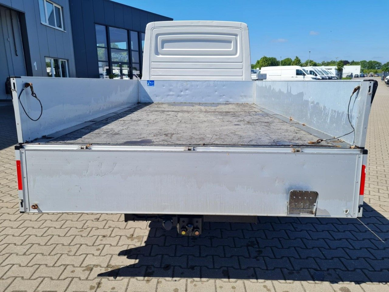 Volkswagen Crafter 35 Doka TDI Lang AHK KLIMA - Dostavno vozilo s kesonom, Dostavno vozilo z dvojno kabino: slika 5 Volkswagen Crafter 35 Doka TDI Lang AHK KLIMA - Dostavno vozilo s kesonom, Dostavno vozilo z dvojno kabino: slika 5