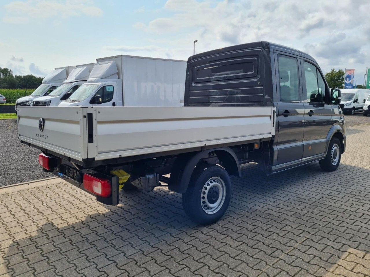 Volkswagen Crafter 35 Doka TDI MR DSG Tempomat Klima - Dostavno vozilo s kesonom: slika 4 Volkswagen Crafter 35 Doka TDI MR DSG Tempomat Klima - Dostavno vozilo s kesonom: slika 4