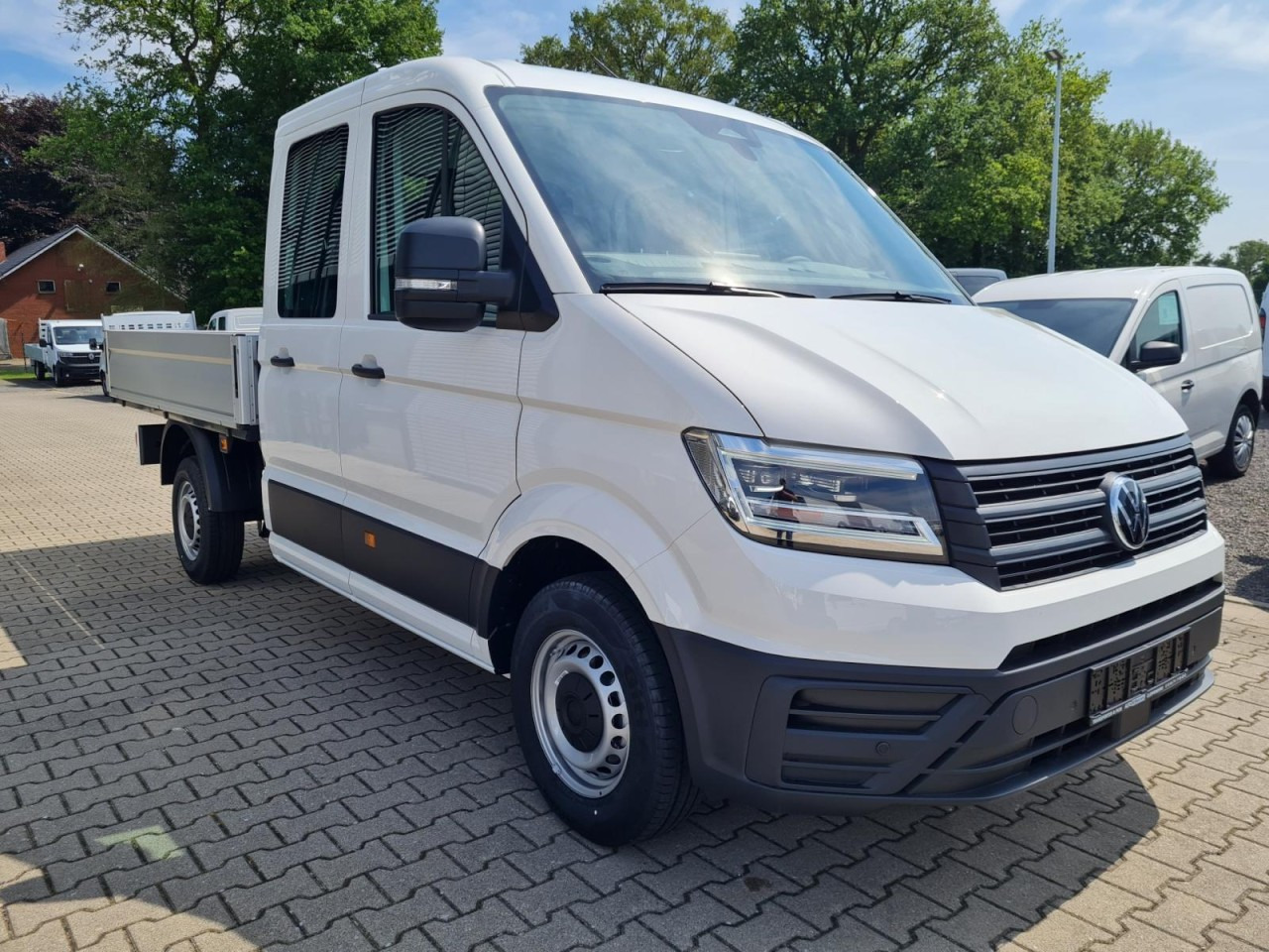 Volkswagen Crafter 35 Doka TDI MR LED KLIMA - Dostavno vozilo s kesonom, Dostavno vozilo z dvojno kabino: slika 3 Volkswagen Crafter 35 Doka TDI MR LED KLIMA - Dostavno vozilo s kesonom, Dostavno vozilo z dvojno kabino: slika 3