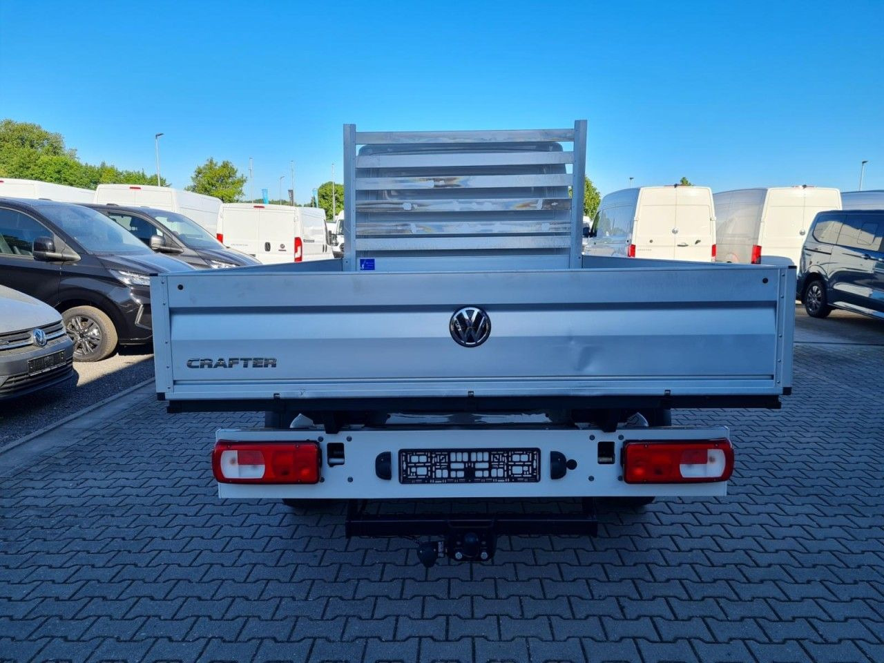 Volkswagen Crafter 35 Doka TDI lang AHK Klima - Dostavno vozilo s kesonom, Dostavno vozilo z dvojno kabino: slika 5 Volkswagen Crafter 35 Doka TDI lang AHK Klima - Dostavno vozilo s kesonom, Dostavno vozilo z dvojno kabino: slika 5
