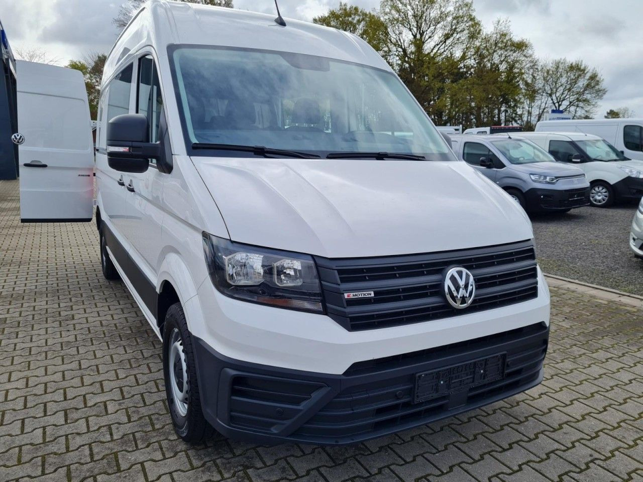 Volkswagen Crafter 35 Kasten Plus Doka mixto 4motion AHK - Furgon, Dostavno vozilo z dvojno kabino: slika 2 Volkswagen Crafter 35 Kasten Plus Doka mixto 4motion AHK - Furgon, Dostavno vozilo z dvojno kabino: slika 2