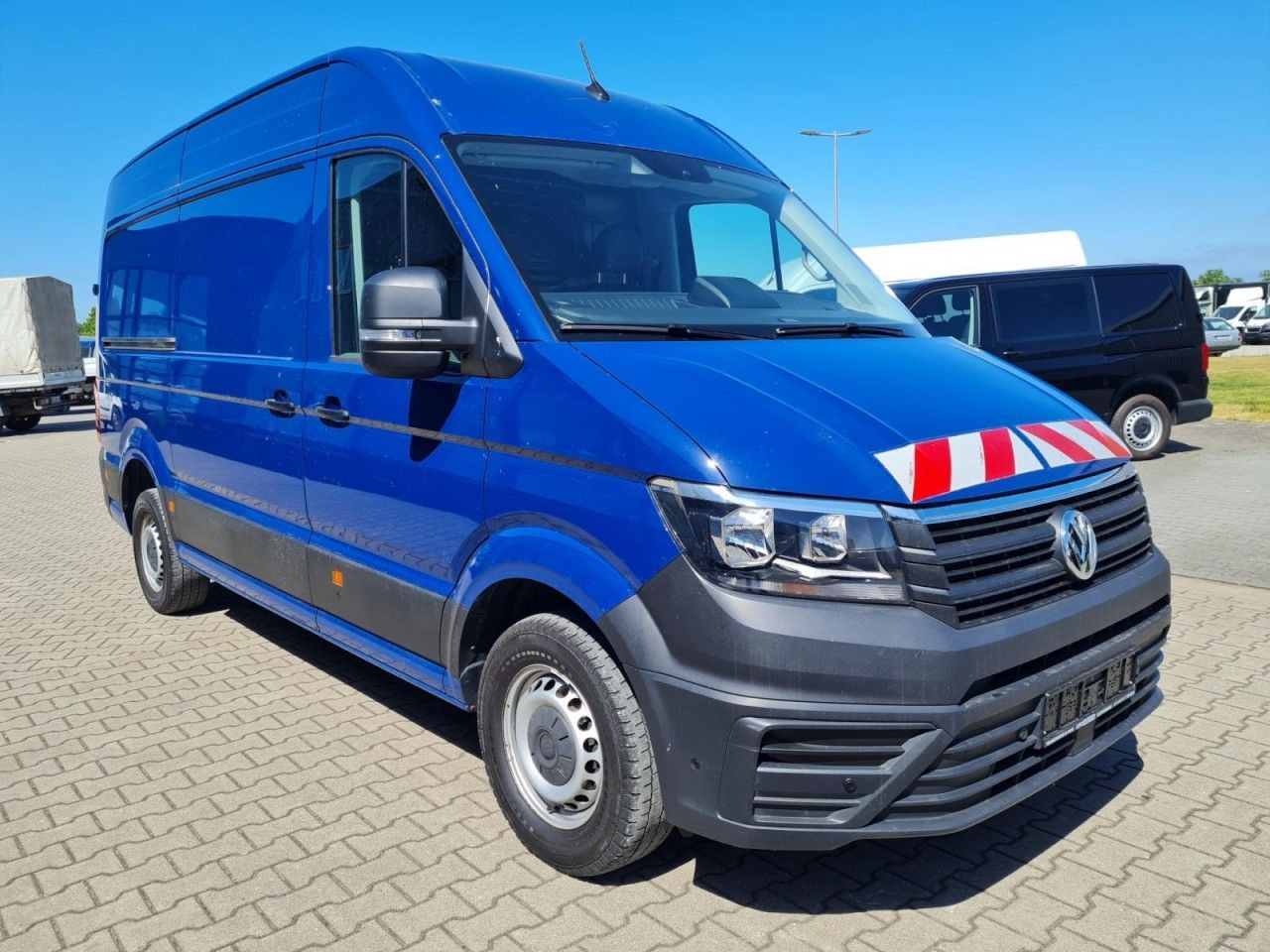 Volkswagen Crafter 35 Kasten TDI MR L3H3 RWD AHK - Furgon: slika 3 Volkswagen Crafter 35 Kasten TDI MR L3H3 RWD AHK - Furgon: slika 3