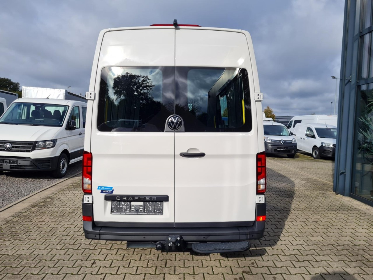 Volkswagen Crafter 35 Kasten TDI MR L3h3 Standheiz AHK - Furgon: slika 5 Volkswagen Crafter 35 Kasten TDI MR L3h3 Standheiz AHK - Furgon: slika 5