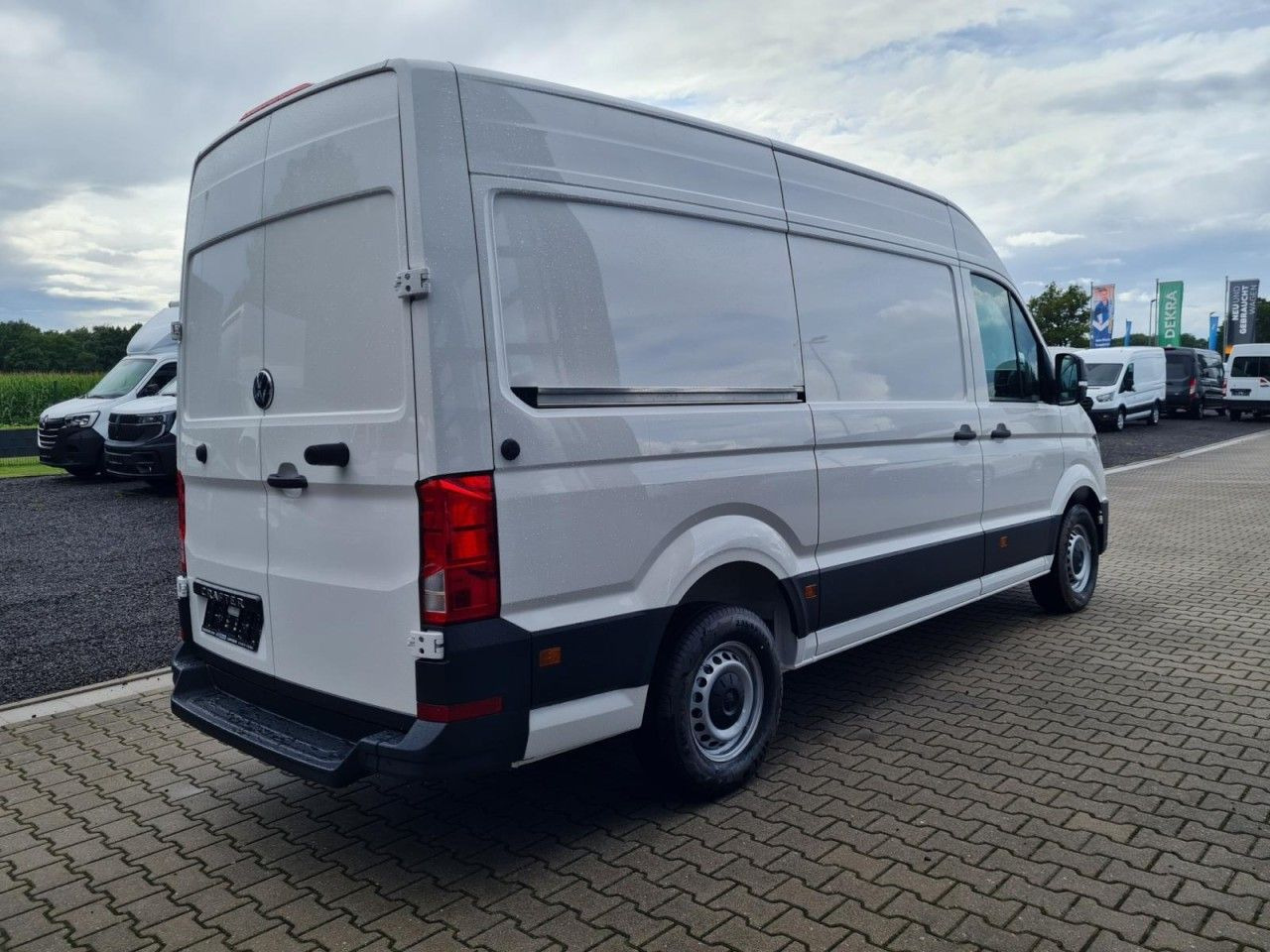 Volkswagen Crafter 35 Kasten TDI MR PDC KLIMA TEMPOMAT - Furgon: slika 4 Volkswagen Crafter 35 Kasten TDI MR PDC KLIMA TEMPOMAT - Furgon: slika 4
