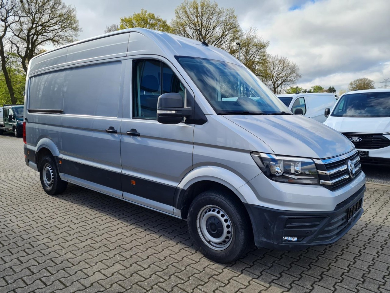 Volkswagen Crafter 35 Kasten TDI MR hoch NAVI KLIMA TEMPOMAT - Furgon: slika 3 Volkswagen Crafter 35 Kasten TDI MR hoch NAVI KLIMA TEMPOMAT - Furgon: slika 3