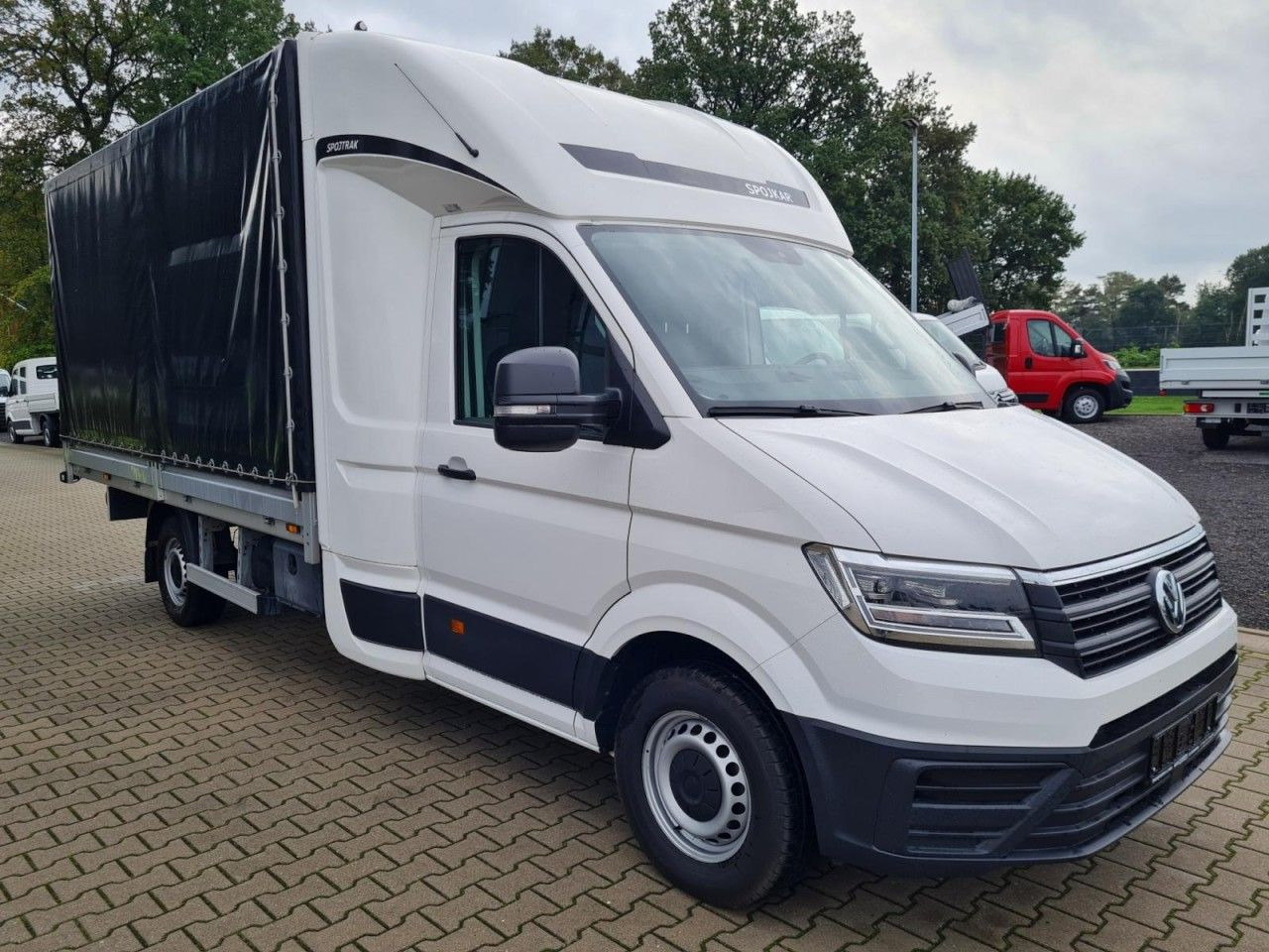 Volkswagen Crafter 35 Pritsche Schlafkabine LED TEMPOMAT - Dostavno vozilo s ponjavo: slika 3 Volkswagen Crafter 35 Pritsche Schlafkabine LED TEMPOMAT - Dostavno vozilo s ponjavo: slika 3