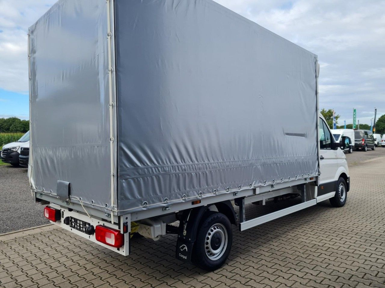 Volkswagen Crafter 35 TDI Pritsche Schiebe Plane ERGO LED T - Dostavno vozilo s ponjavo: slika 4 Volkswagen Crafter 35 TDI Pritsche Schiebe Plane ERGO LED T - Dostavno vozilo s ponjavo: slika 4