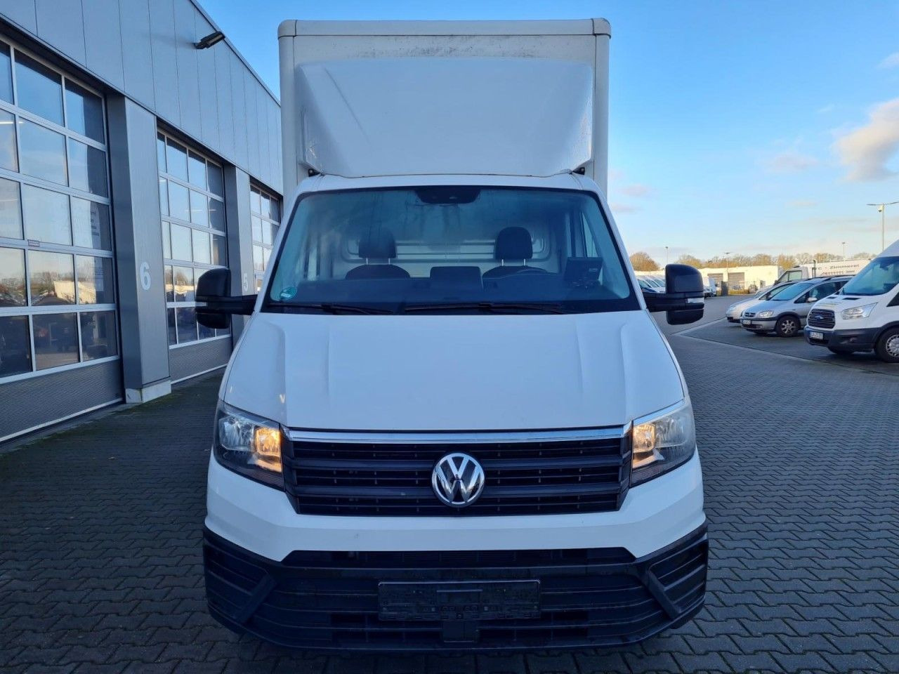 Volkswagen Crafter 50 Koffer hoch 2.0 TDI LBW KLIMA KAMERA - Dostavno vozilo z zabojnikom: slika 2 Volkswagen Crafter 50 Koffer hoch 2.0 TDI LBW KLIMA KAMERA - Dostavno vozilo z zabojnikom: slika 2