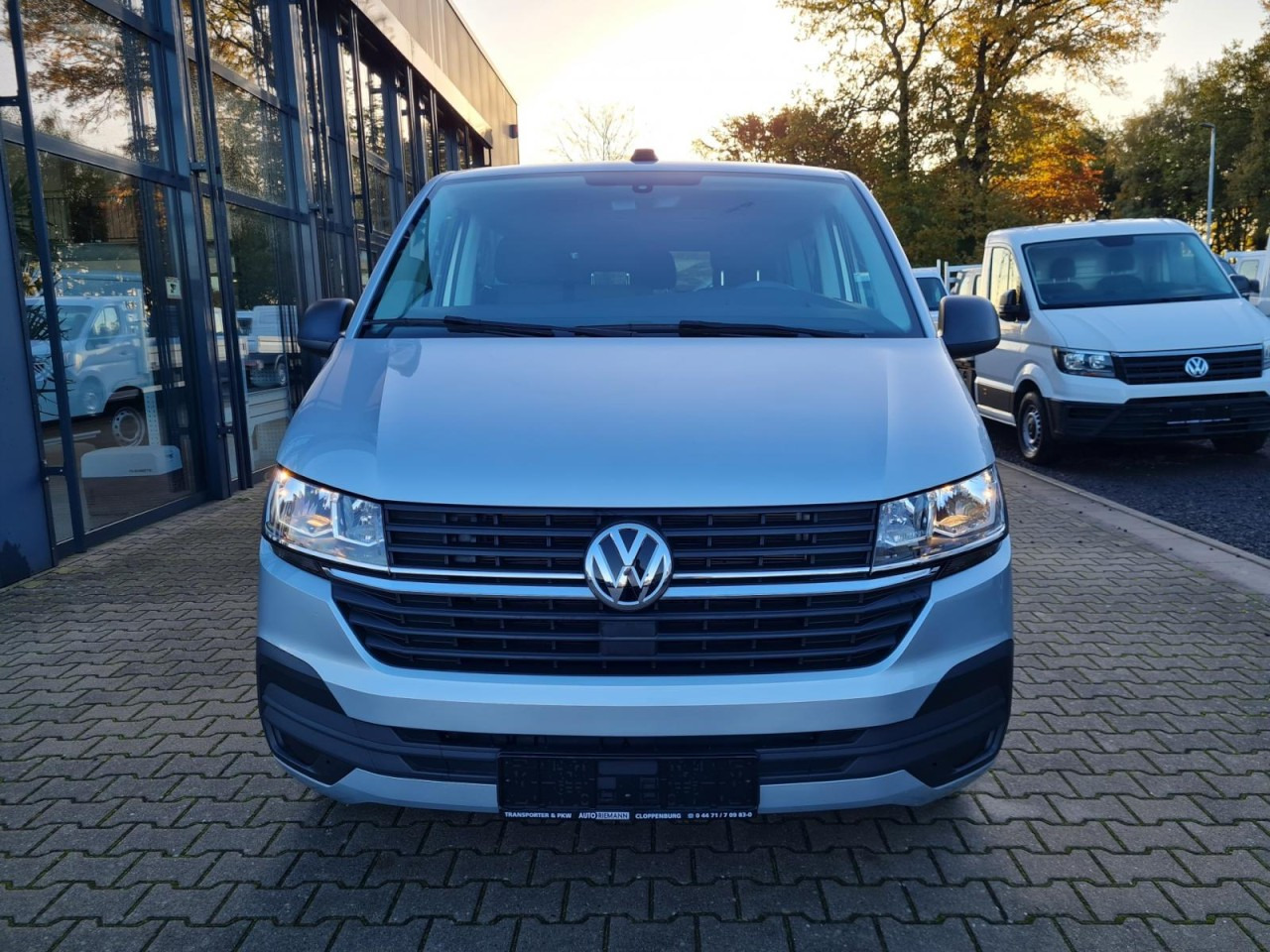 Volkswagen T6.1 Caravelle TDI lang 9 Sitzer 2 Schiebetüren Trendl. - Minibus, Potniški kombi: slika 2 Volkswagen T6.1 Caravelle TDI lang 9 Sitzer 2 Schiebetüren Trendl. - Minibus, Potniški kombi: slika 2