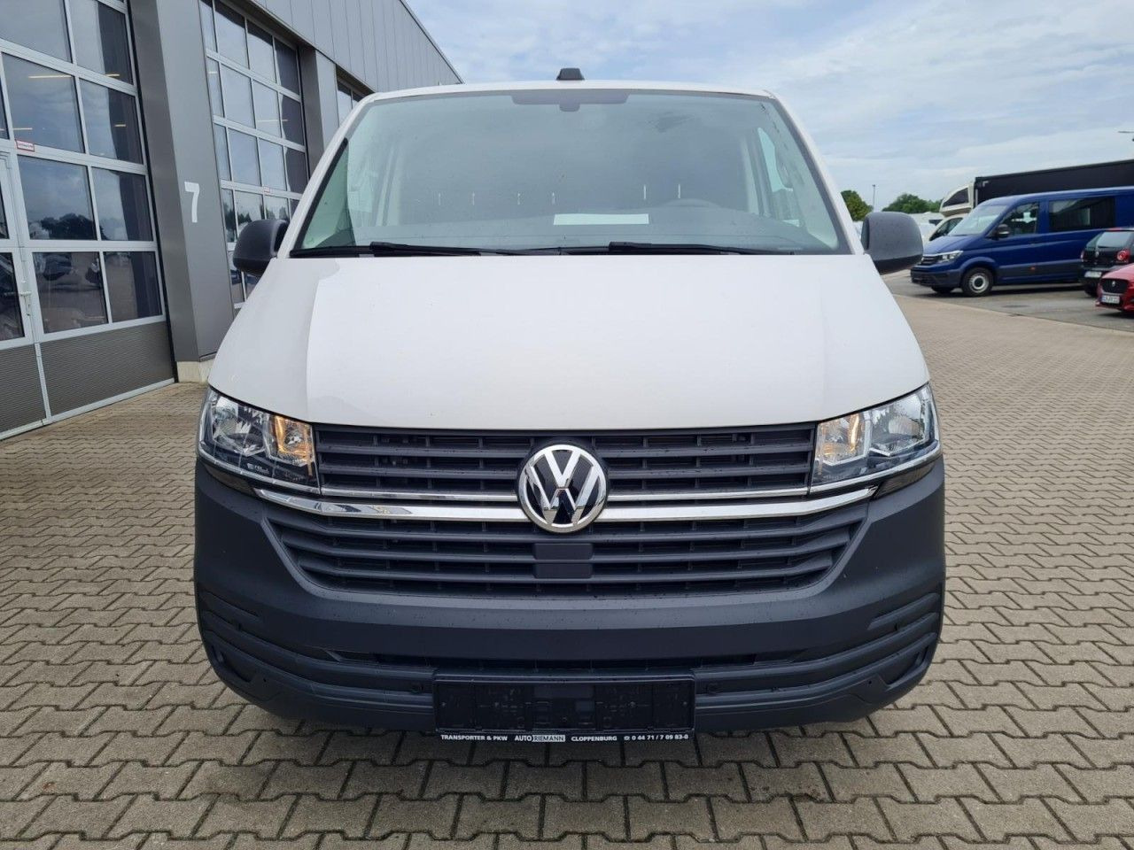 Volkswagen T6.1 Kasten lang DSG KLIMA KOMFORT ACC TEMPO PDC - Mali kombi: slika 2 Volkswagen T6.1 Kasten lang DSG KLIMA KOMFORT ACC TEMPO PDC - Mali kombi: slika 2