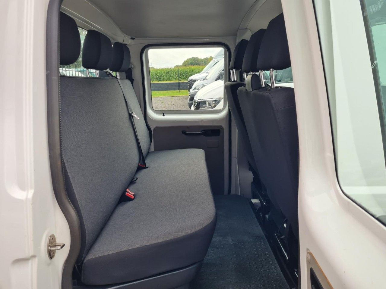 Volkswagen T6 Doka TDI LR AHK Leiterträger Klima STANDHEIZ - Dostavno vozilo s kesonom: slika 4 Volkswagen T6 Doka TDI LR AHK Leiterträger Klima STANDHEIZ - Dostavno vozilo s kesonom: slika 4