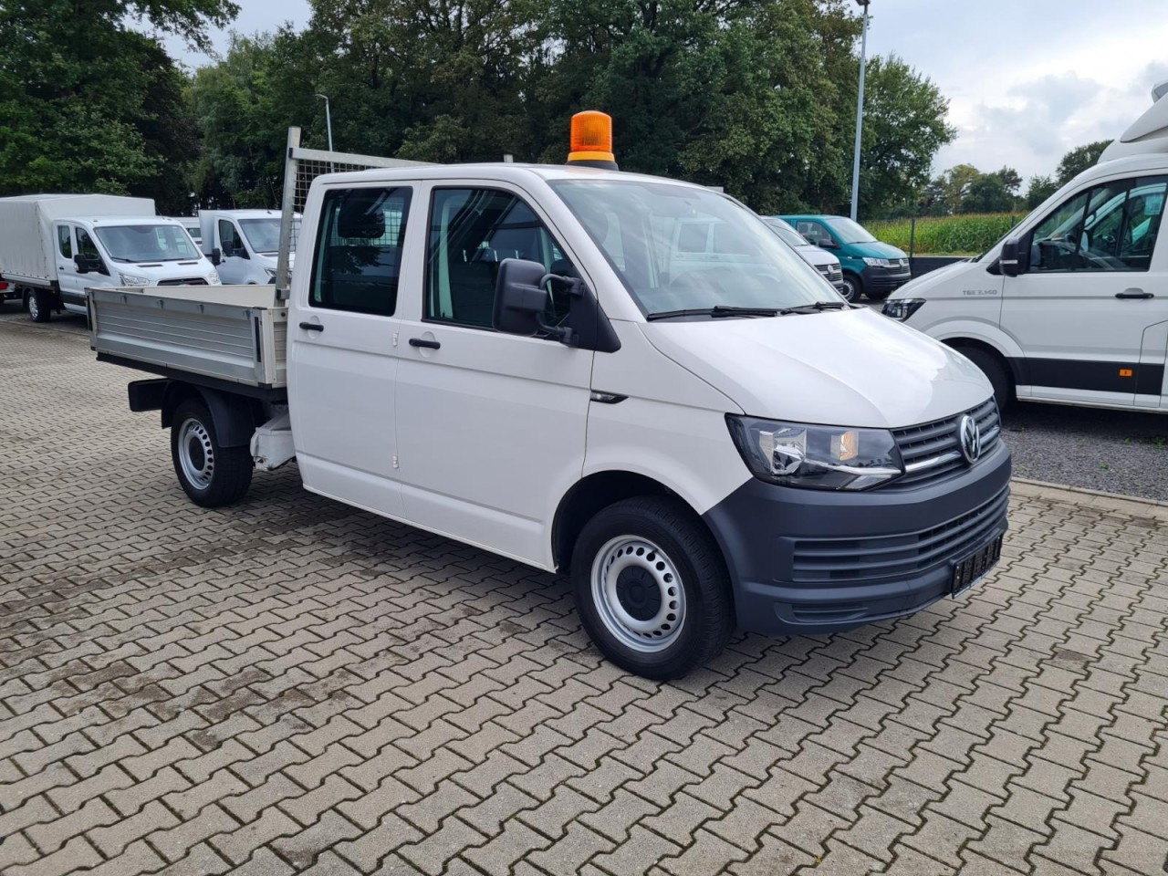 Volkswagen T6 Doka TDI LR AHK Leiterträger Klima STANDHEIZ - Dostavno vozilo s kesonom: slika 3 Volkswagen T6 Doka TDI LR AHK Leiterträger Klima STANDHEIZ - Dostavno vozilo s kesonom: slika 3