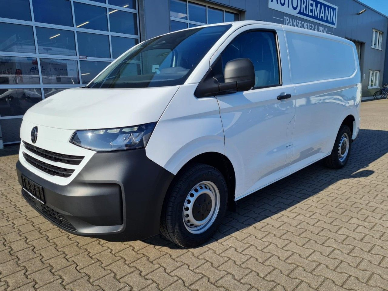 Volkswagen T7 Kasten Tdi KR Heckklappe PDC KLIMA TEMPOMAT - Mali kombi: slika 2 Volkswagen T7 Kasten Tdi KR Heckklappe PDC KLIMA TEMPOMAT - Mali kombi: slika 2