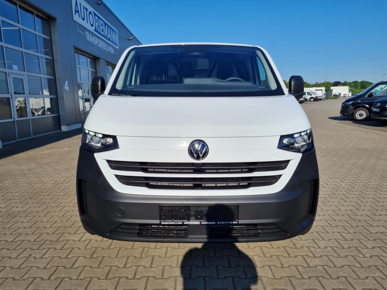 Volkswagen T7 Kasten Tdi KR Heckklappe PDC KLIMA TEMPOMAT - Mali kombi: slika 2 Volkswagen T7 Kasten Tdi KR Heckklappe PDC KLIMA TEMPOMAT - Mali kombi: slika 2