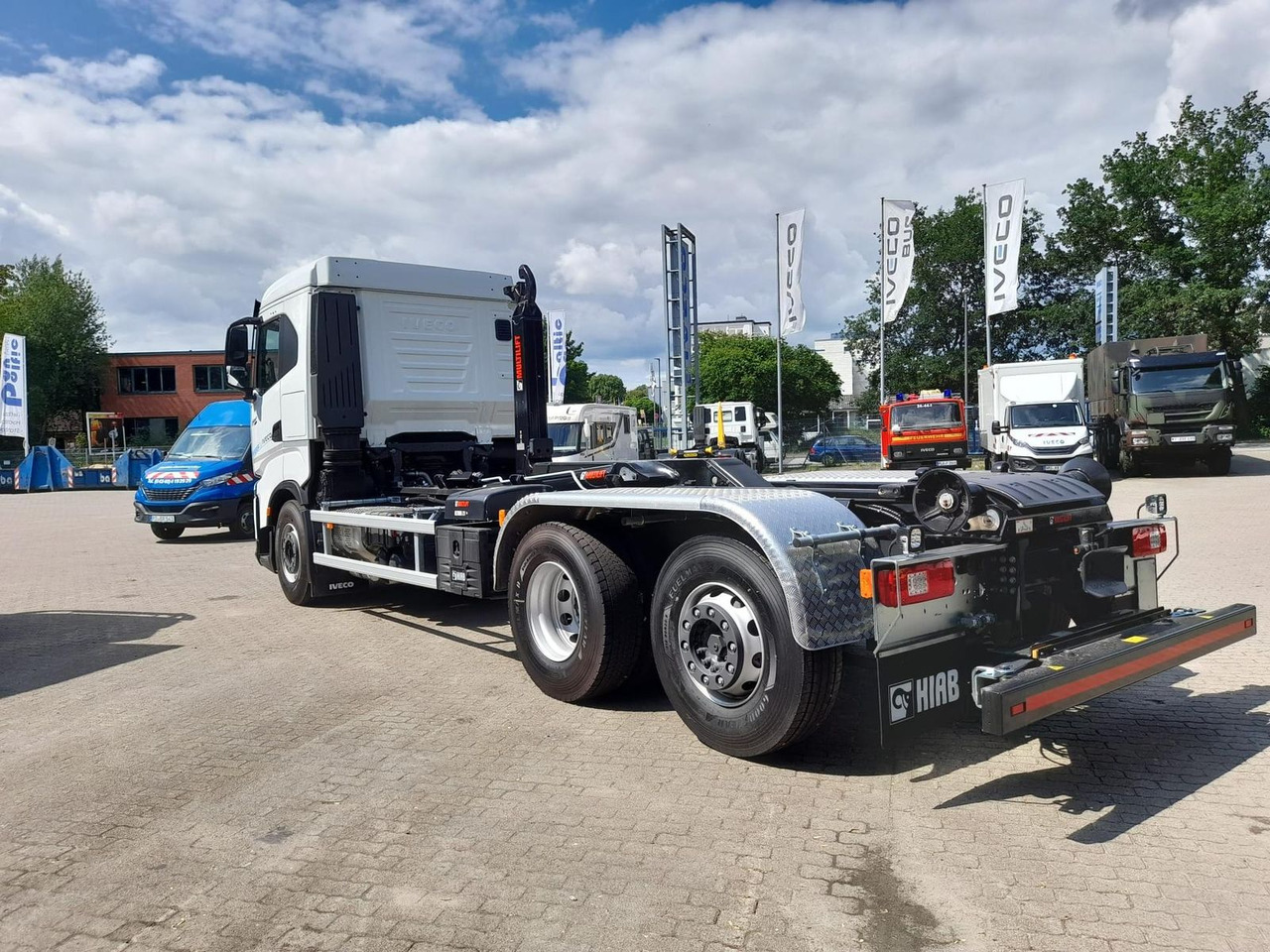 Iveco AD280X46Y/PS ON HIAB 490PS Lenk-Lift - Tovornjak prekucnik: slika 4 Iveco AD280X46Y/PS ON HIAB 490PS Lenk-Lift - Tovornjak prekucnik: slika 4