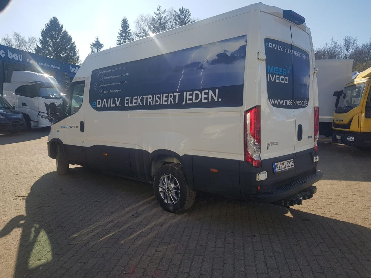 Iveco Daily 38S14E V Rückfahrkamera, AHK mit 3,5t, ... - Furgon, Električno dostavno vozilo: slika 4 Iveco Daily 38S14E V Rückfahrkamera, AHK mit 3,5t, ... - Furgon, Električno dostavno vozilo: slika 4