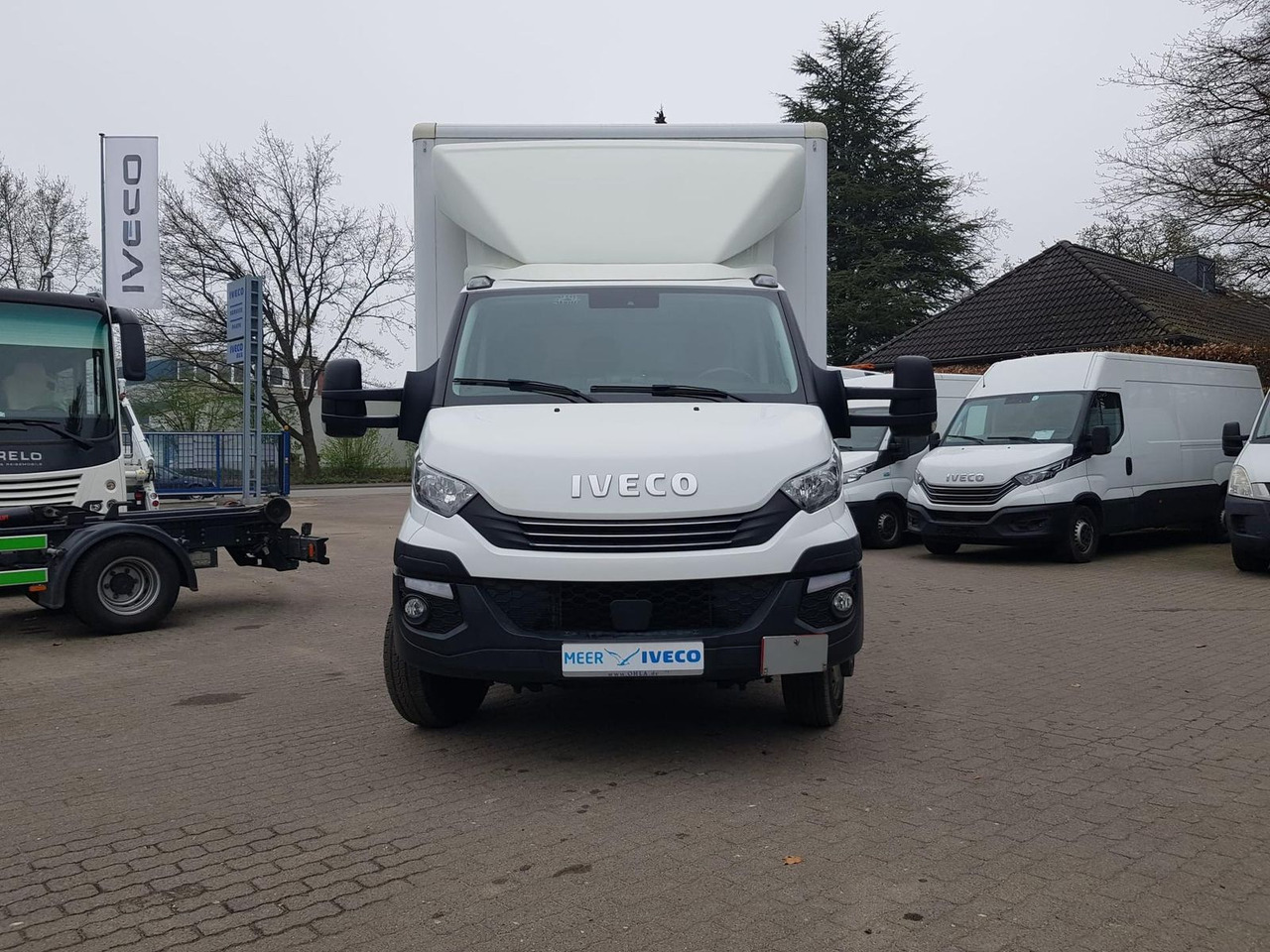 Iveco Daily 70C18HA8/P Koffer, Luftfederung, Kamera... - Dostavno vozilo z zabojnikom: slika 2 Iveco Daily 70C18HA8/P Koffer, Luftfederung, Kamera... - Dostavno vozilo z zabojnikom: slika 2