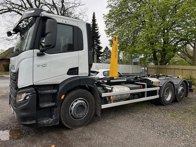 Iveco X-WAY AD280X46Y/PS ON Palfinger PH T20 SLD5 3... - Kotalni prekucni tovornjak: slika 4 Iveco X-WAY AD280X46Y/PS ON Palfinger PH T20 SLD5 3... - Kotalni prekucni tovornjak: slika 4