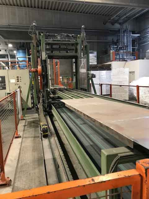 KURTZ W1313 DPS – Roof panel/contour cutting system / Dachplatten-/Konturenschneidanlage - Lesnoobdelovalni stroj: slika 1 KURTZ W1313 DPS – Roof panel/contour cutting system / Dachplatten-/Konturenschneidanlage - Lesnoobdelovalni stroj: slika 1