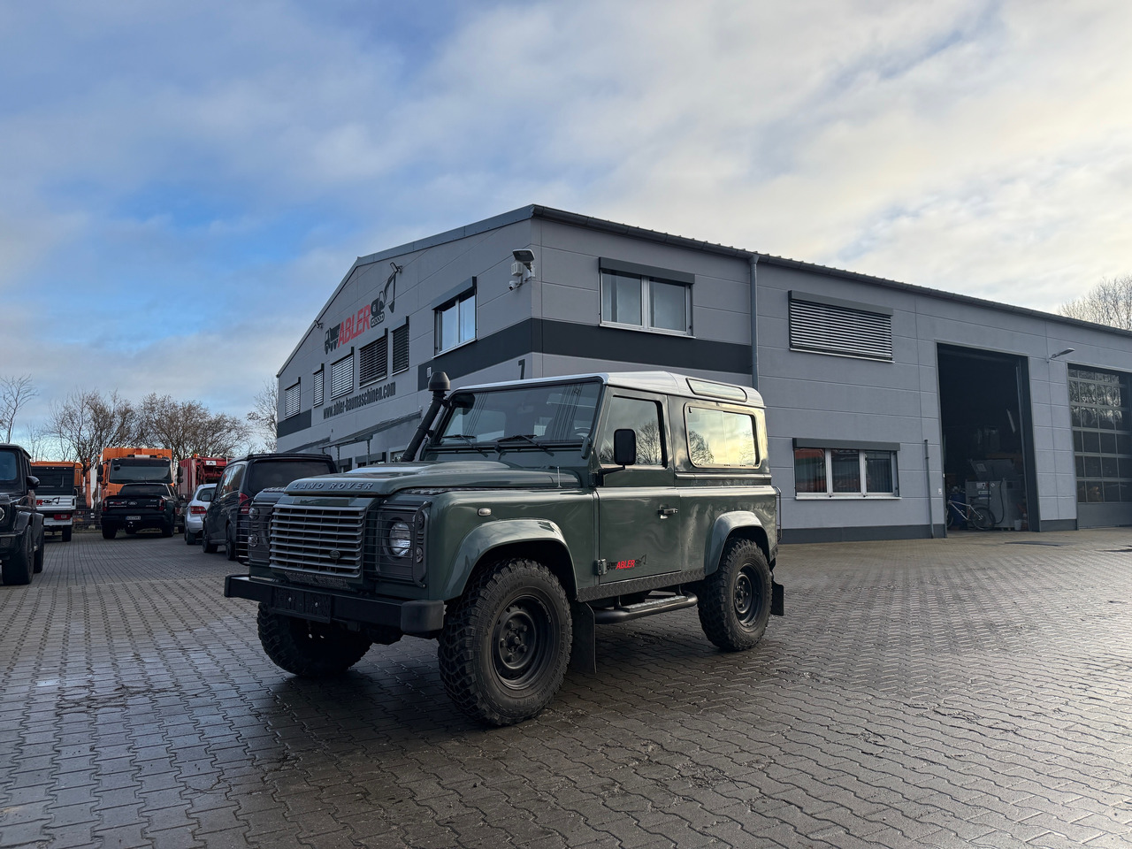 Land Rover Defender 90 2.4TD4 LKW Zulassung AHK - Avtomobil: slika 2 Land Rover Defender 90 2.4TD4 LKW Zulassung AHK - Avtomobil: slika 2