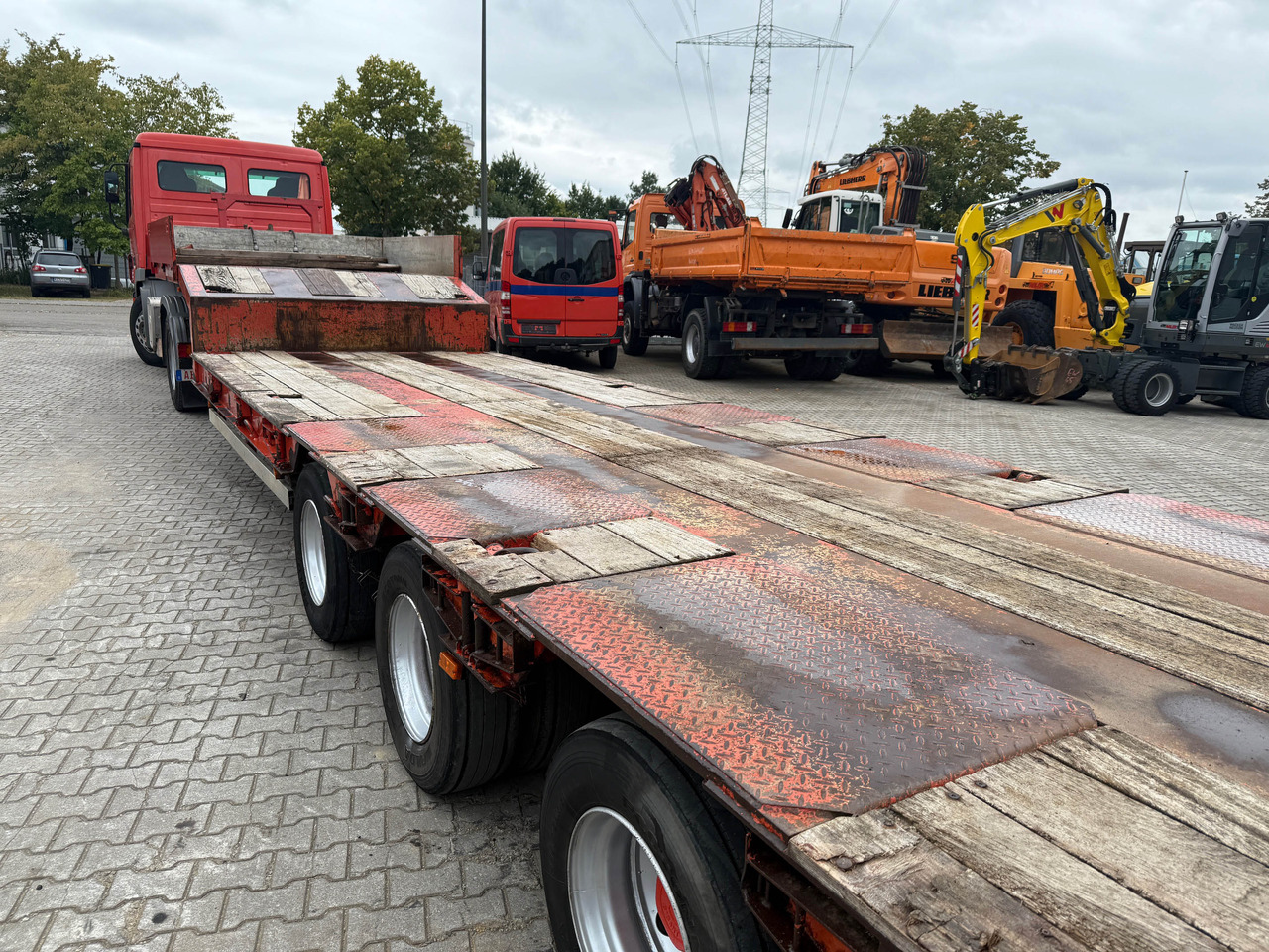 Nizko noseča polprikolica Müller Mitteltal TS3 Tieflader Auflieger mit hydr. Rampen: slika 10 Nizko noseča polprikolica Müller Mitteltal TS3 Tieflader Auflieger mit hydr. Rampen: slika 10