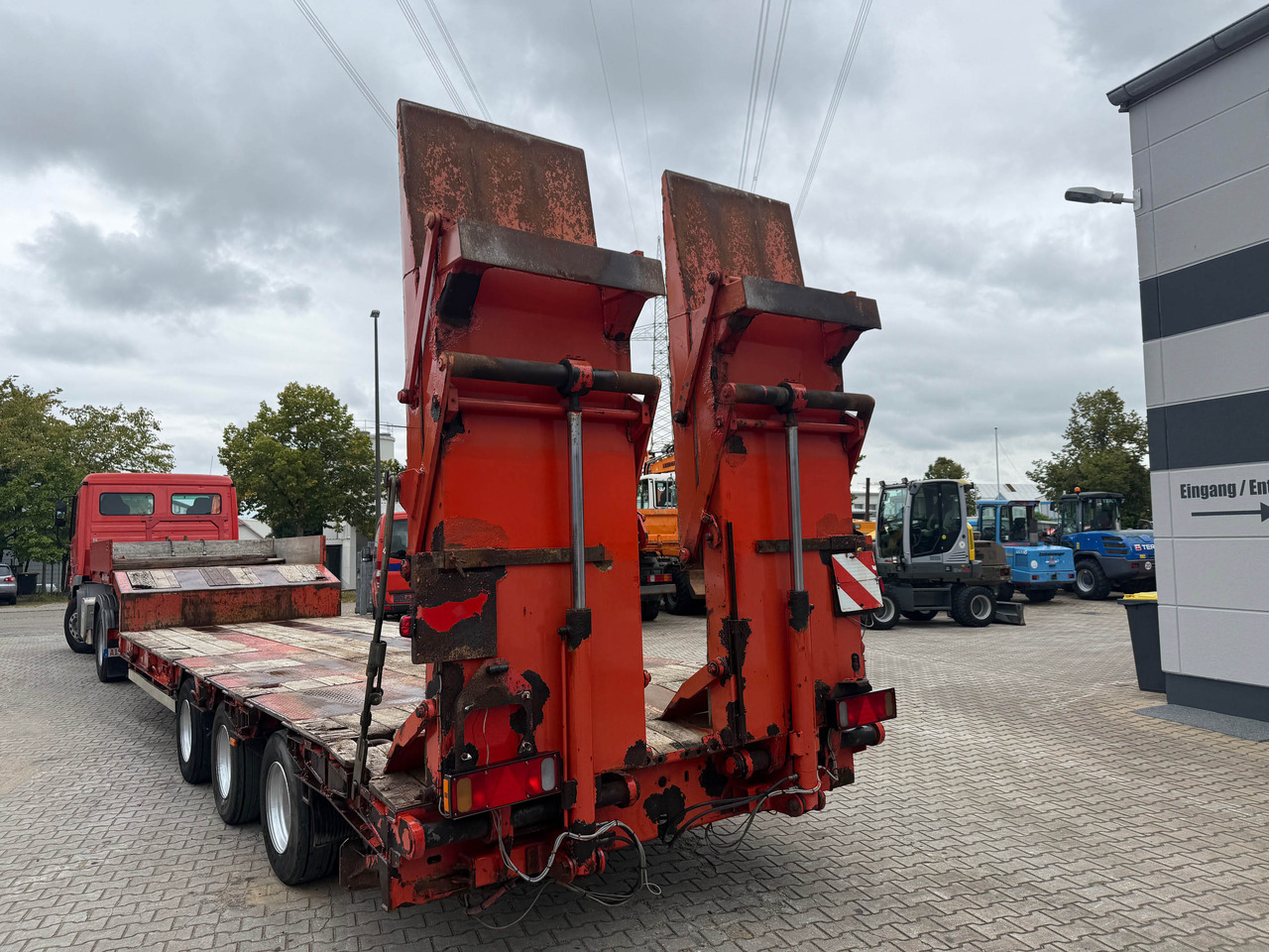 Nizko noseča polprikolica Müller Mitteltal TS3 Tieflader Auflieger mit hydr. Rampen: slika 6 Nizko noseča polprikolica Müller Mitteltal TS3 Tieflader Auflieger mit hydr. Rampen: slika 6