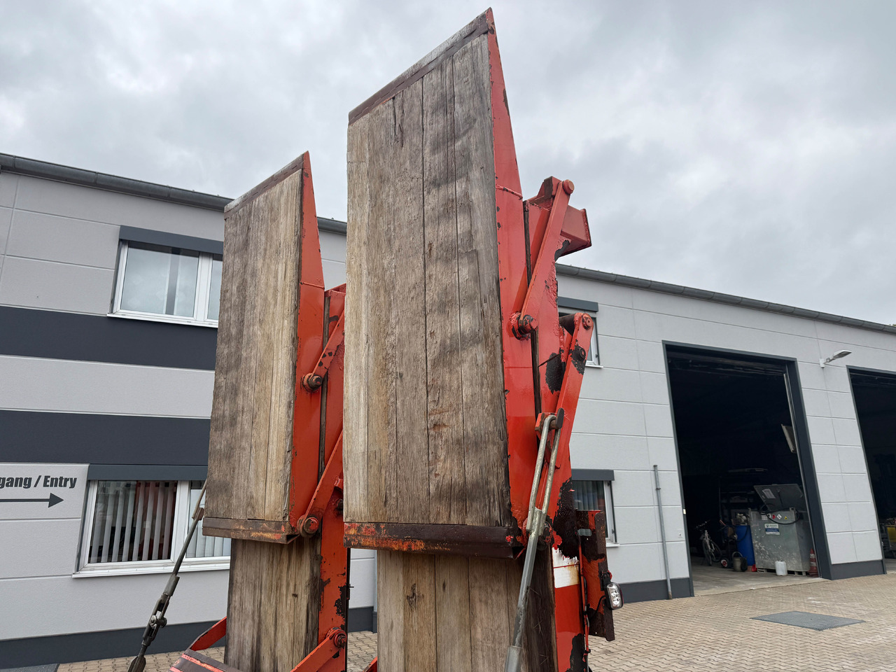 Nizko noseča polprikolica Müller Mitteltal TS3 Tieflader Auflieger mit hydr. Rampen: slika 7 Nizko noseča polprikolica Müller Mitteltal TS3 Tieflader Auflieger mit hydr. Rampen: slika 7