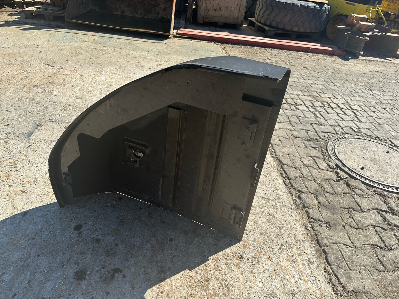 Seitendeckel Hitachi Zaxis 225 USL C - Karoserija in zunanjost za Bager goseničar: slika 3 Seitendeckel Hitachi Zaxis 225 USL C - Karoserija in zunanjost za Bager goseničar: slika 3