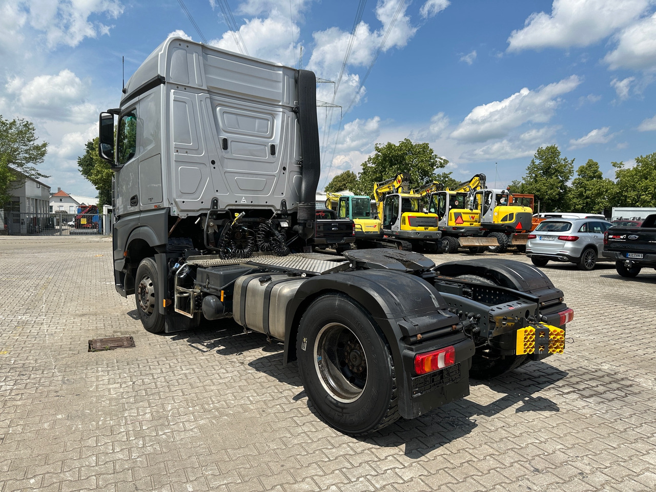 Mercedes-Benz 1845 Arocs SZM Kipphydraulik Mischerantrieb - Vlačilec: slika 5 Mercedes-Benz 1845 Arocs SZM Kipphydraulik Mischerantrieb - Vlačilec: slika 5