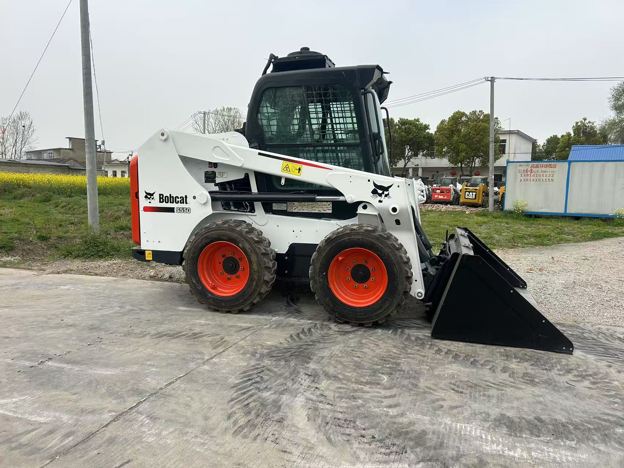 Bobcat S550 - Mini nakladalec: slika 1 Bobcat S550 - Mini nakladalec: slika 1