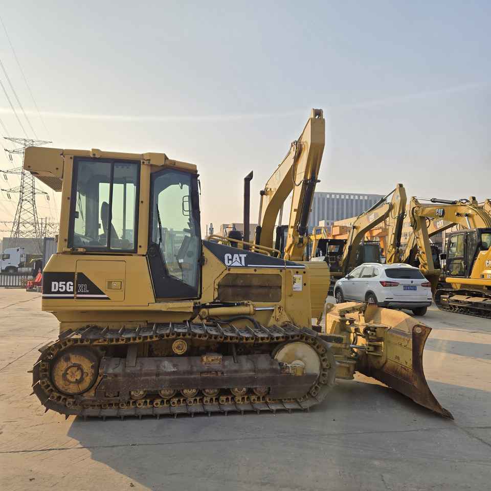 CATERPILLAR D5G - Buldožer: slika 5 CATERPILLAR D5G - Buldožer: slika 5