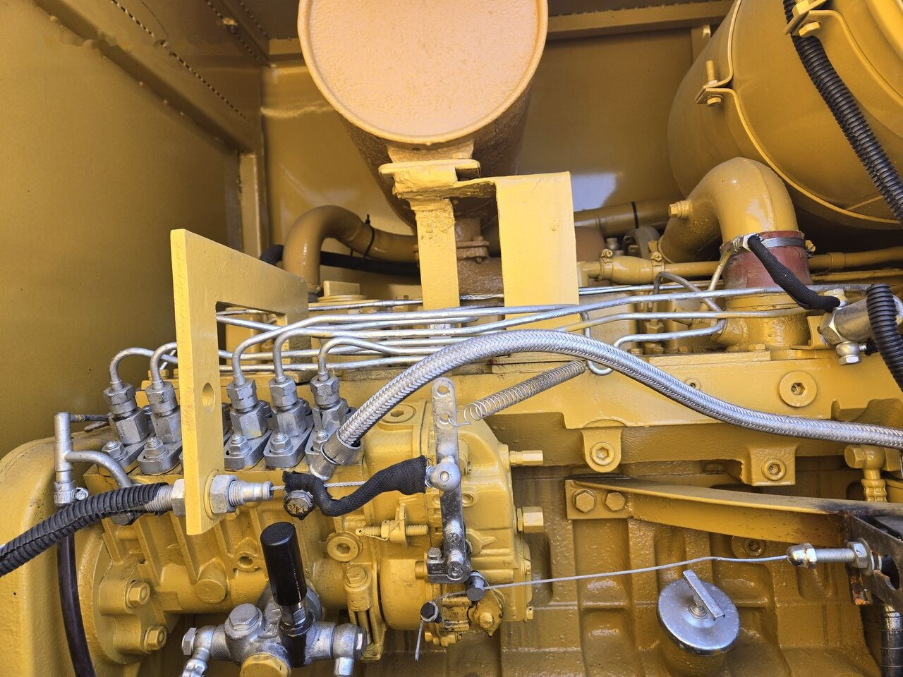 Caterpillar 140K - Greder: slika 5 Caterpillar 140K - Greder: slika 5