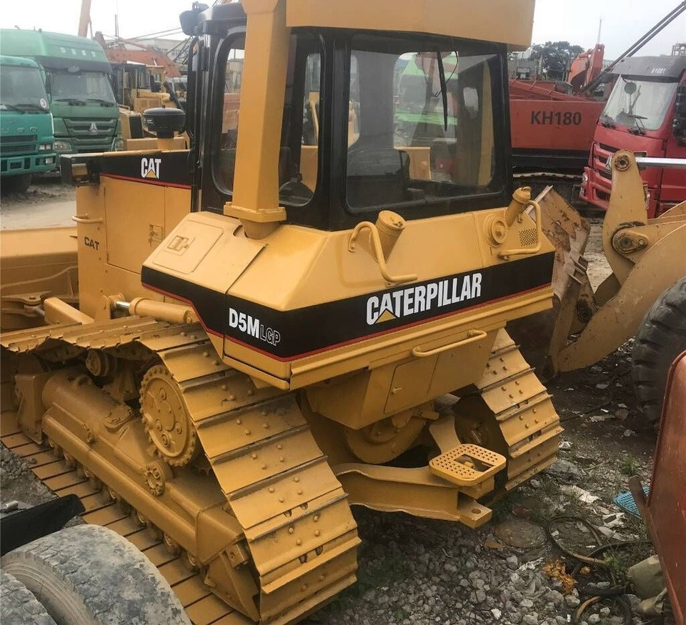 Caterpillar D 5 M LGP - Buldožer: slika 2 Caterpillar D 5 M LGP - Buldožer: slika 2