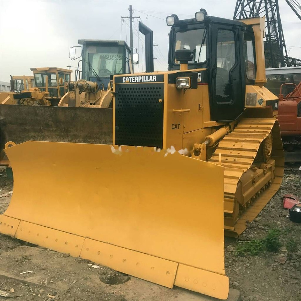 Caterpillar D 5 M LGP - Buldožer: slika 1 Caterpillar D 5 M LGP - Buldožer: slika 1