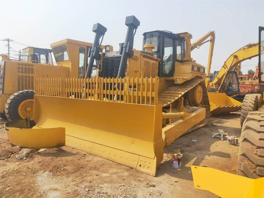 Caterpillar D 7 H - Buldožer: slika 1 Caterpillar D 7 H - Buldožer: slika 1
