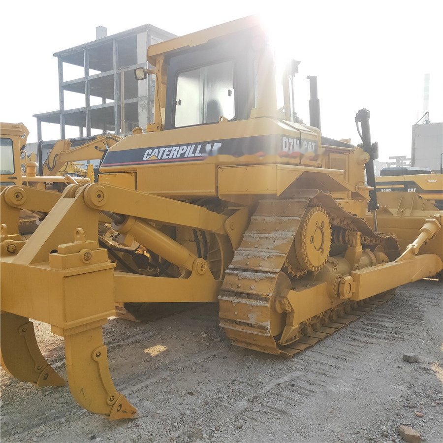 Caterpillar D7H - Buldožer: slika 5 Caterpillar D7H - Buldožer: slika 5