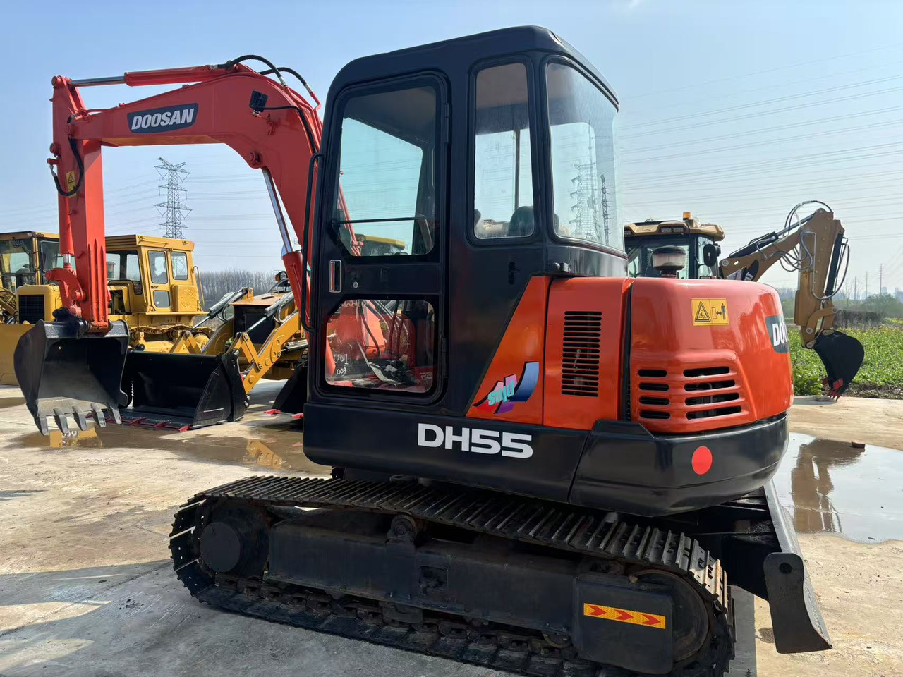 Doosan DH55 - Mini bager: slika 1 Doosan DH55 - Mini bager: slika 1